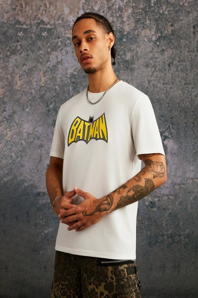 BATMAN X SHEIN 85. Unisex Mektup Baskılı Yuvarlak Yaka Kısa Kollu Tişörtler