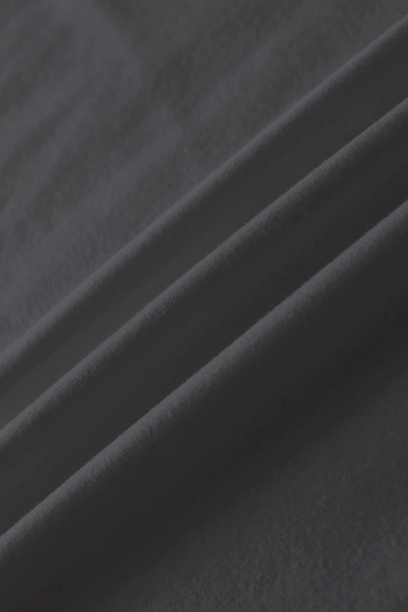 Büyük Beden Fiyonk Logo Baskılı Rahat Minimalist Desen Yuvarlak Yaka Kısa Kollu Tişö