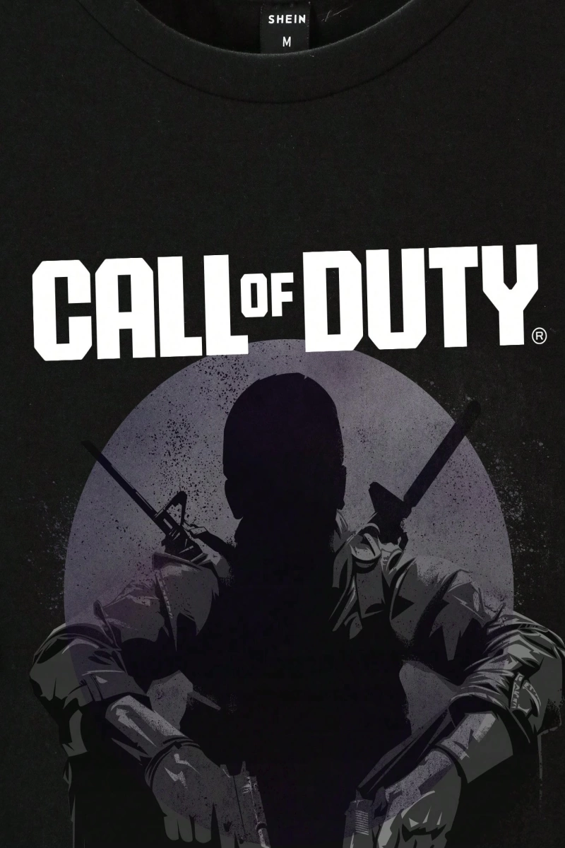 CALL OF DUTY X SHEIN Erkek Günlük Şekil ve Harf Grafik Kısa Kollu Tişört Yaz İçin