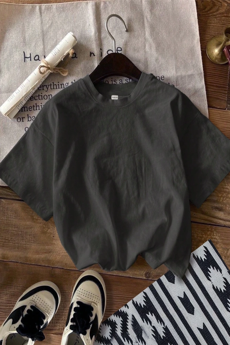 Casual Barkod ve Kaliforniya Yazılı Grafik Beyaz Yuvarlak Yaka Kısa Kollu Fitted Tiş