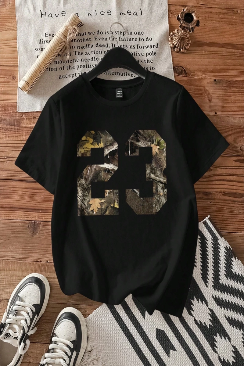 Casual Cheetah Desenli ve Kiraz Grafikli Yuvarlak Yaka Kısa Kollu Dar Kesim Kadın Ti
