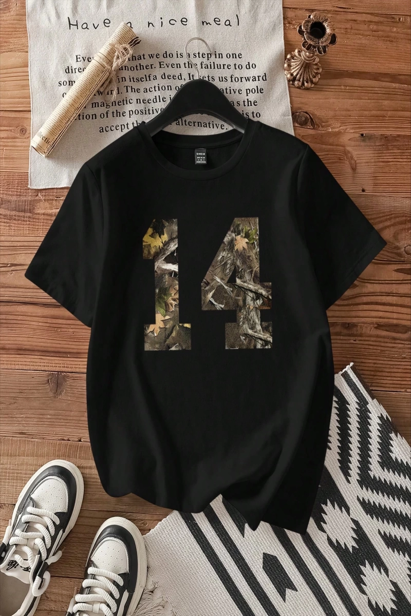 Casual Cheetah Desenli ve Kiraz Grafikli Yuvarlak Yaka Kısa Kollu Dar Kesim Kadın Ti