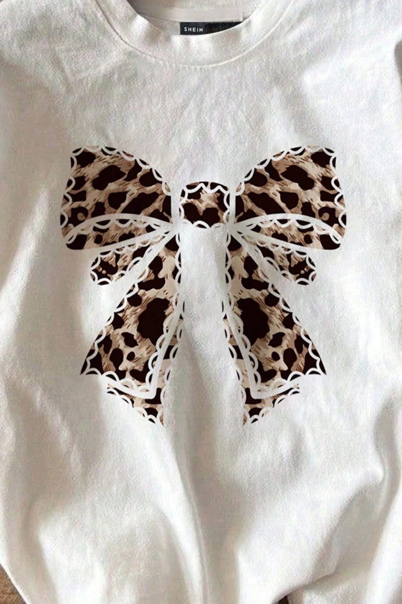 Casual Cheetah Desenli ve Kiraz Grafikli Yuvarlak Yaka Kısa Kollu Dar Kesim Kadın Ti