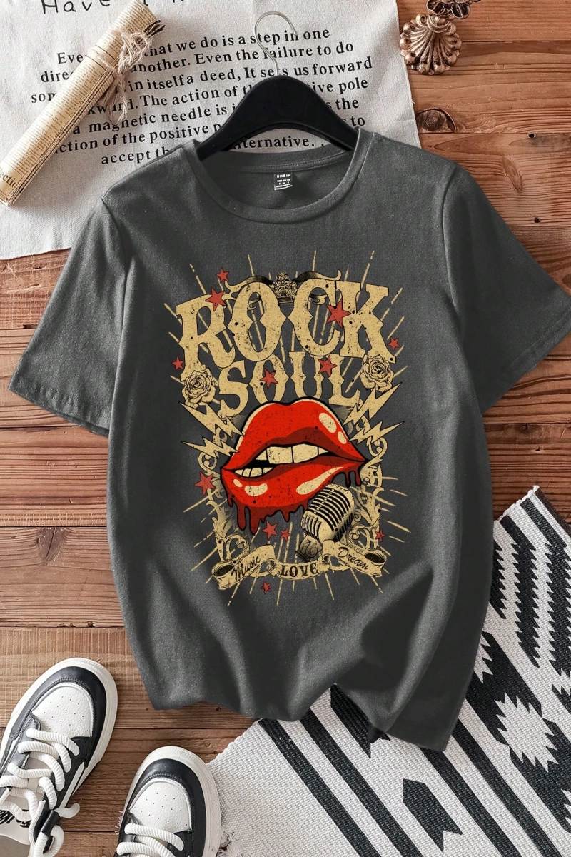 Casual Loose Rock Müzik Dudaklar Grafik Baskılı Yuvarlak Yaka Kısa Kollu Kadın Tişör