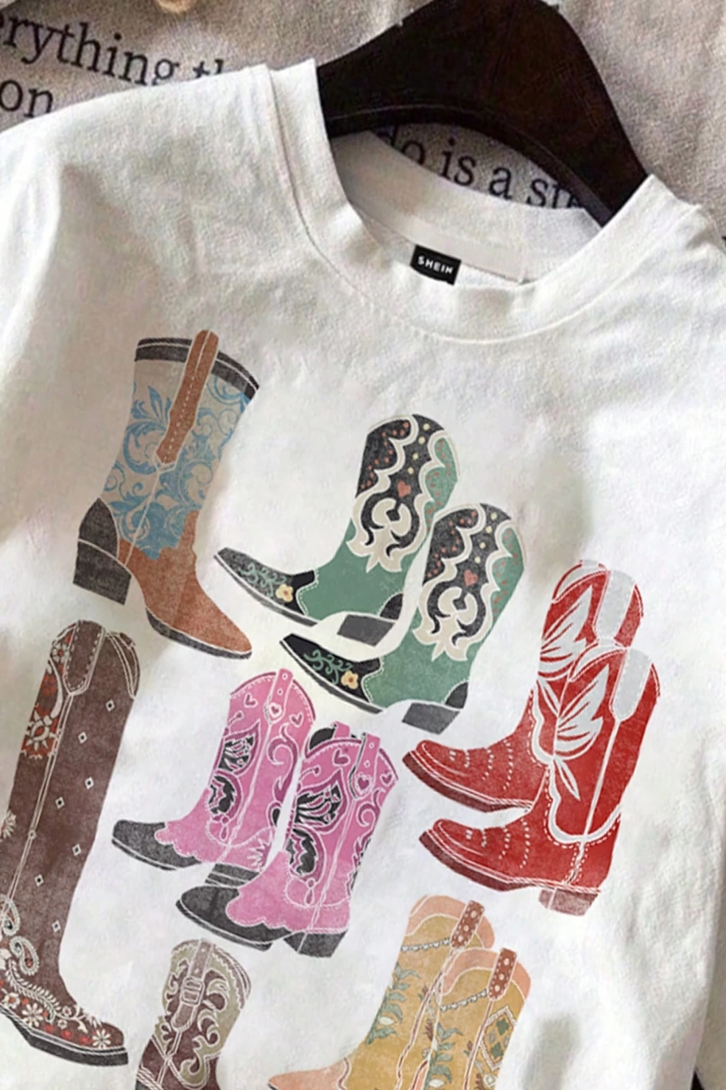 Casual Renkli Botlar Grafik Slim Fit Mürettebat Yaka Kısa Kollu Kadın Tişörtü, Yaz Ret