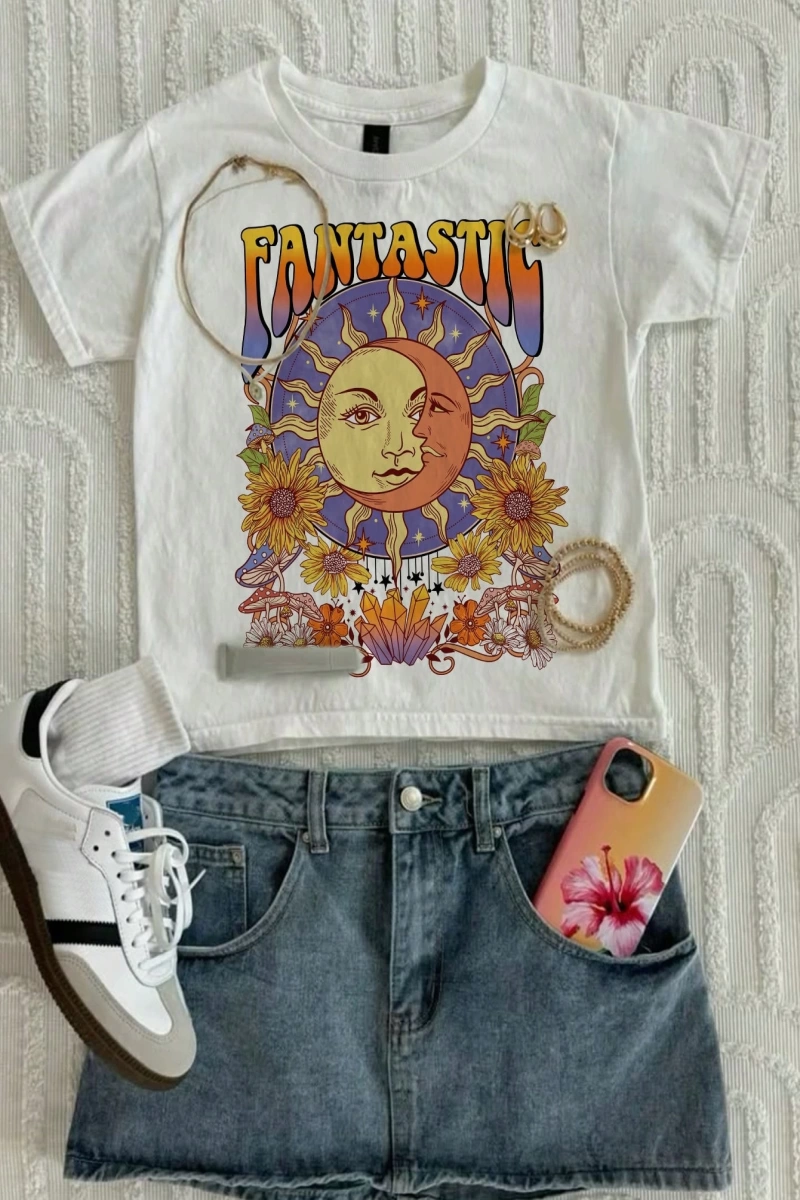 Casual Retro Kırmızı Araba Desenli %50 Pamuk Kadın Tişört