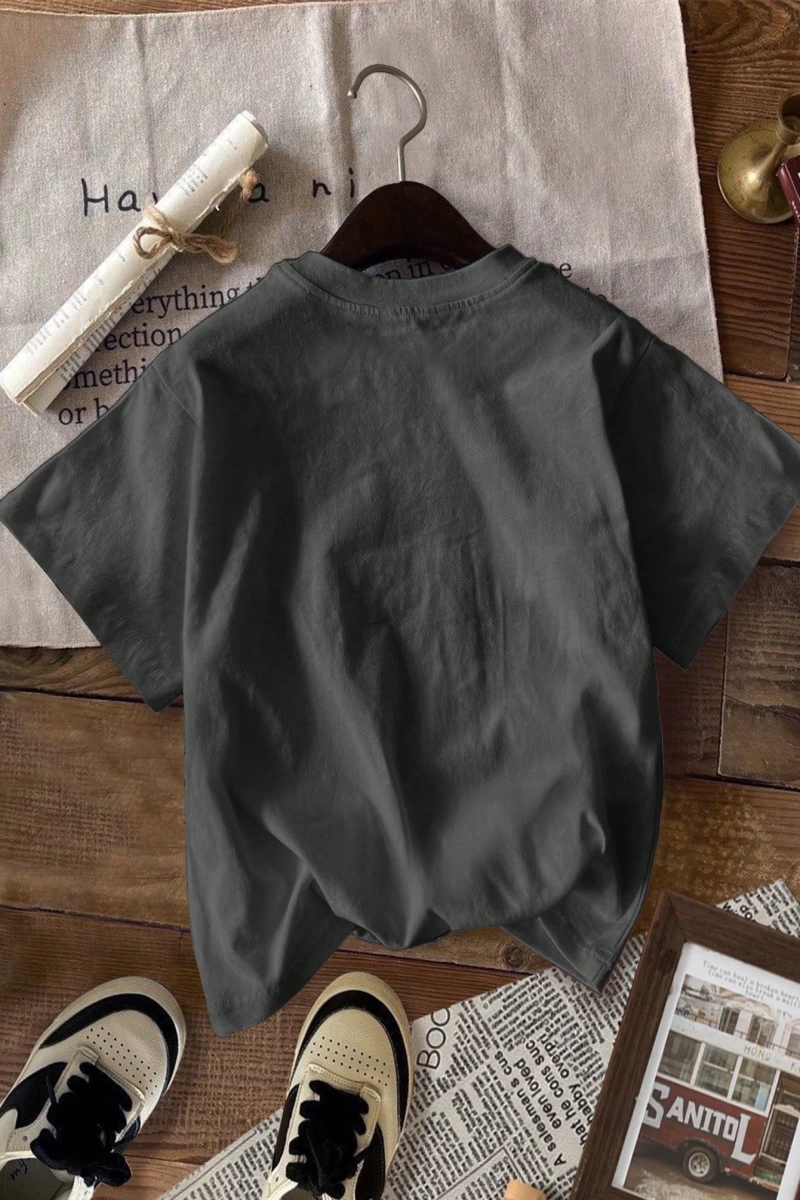 Casual Retro Kırmızı Araba Desenli %50 Pamuk Kadın Tişört