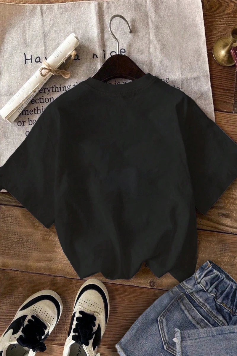Casual Retro Kırmızı Araba Desenli %50 Pamuk Kadın Tişört