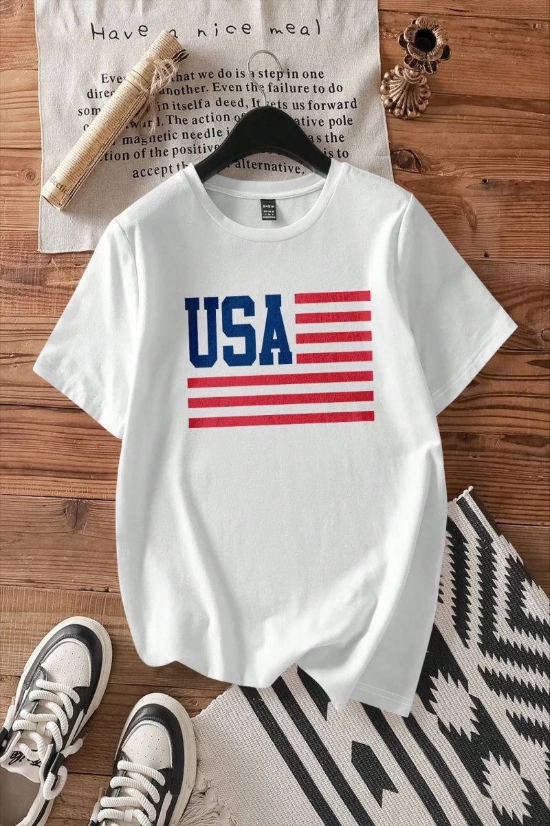 Casual Yuvarlak Yaka Kısa Kollu Kadın Tişörtü ABD Bayrağı Baskılı, Slim Fit, Yaz ve