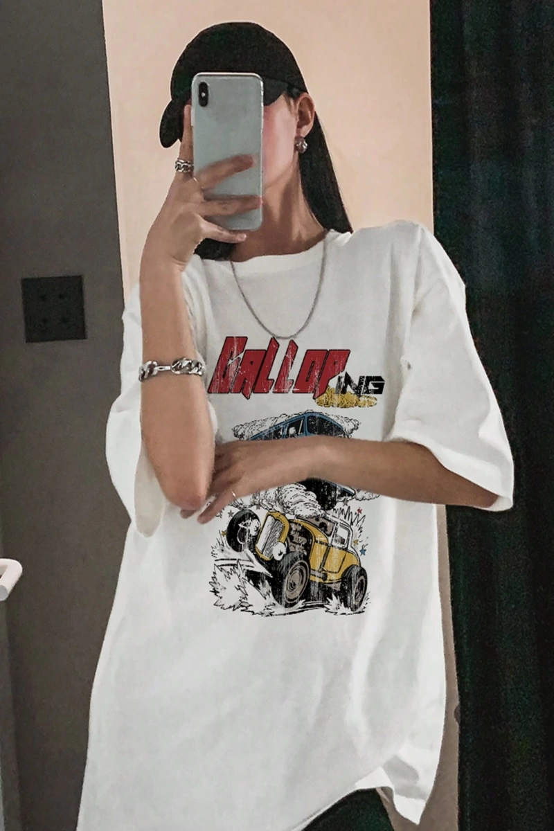 DAZY Harfli Grafik Büyük Boy Tişört