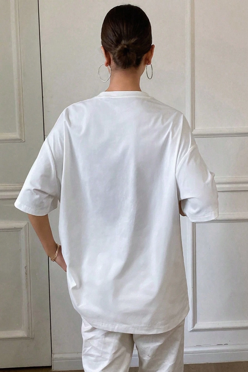 DAZY Kadın Bol Kesim Tişört Harf Baskılı