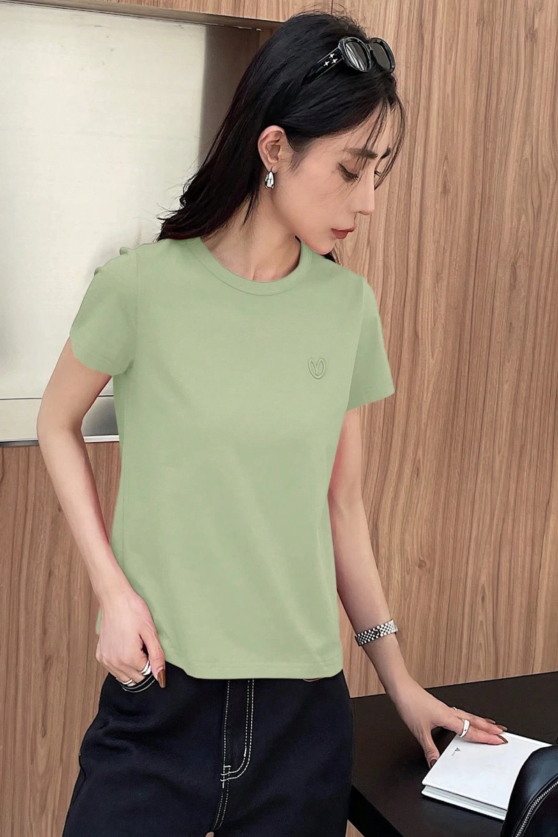DAZY Kadın Düz Renk Kalp Nakışlı Kısa Kollu Tişört Yaz
