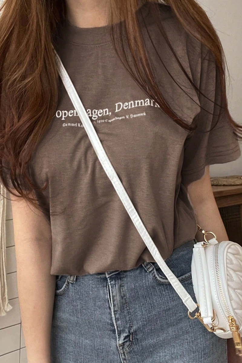 DAZY Kadın Yazlık Rahat Slogan Grafik Yuvarlak Yaka Tişört