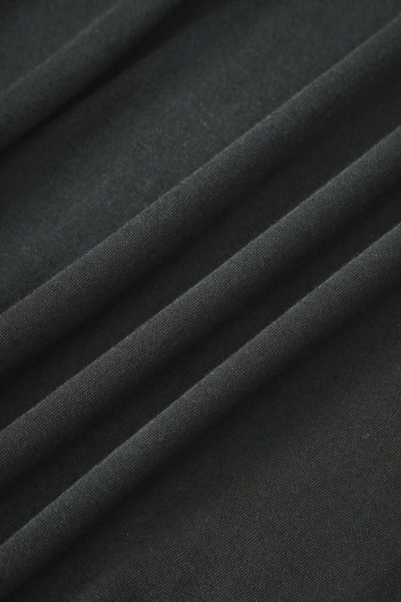 DAZY Kadın Yuvarlak Yaka İşlemeli Kontrast Renkli Kalp Minimalist Desenli Tişört