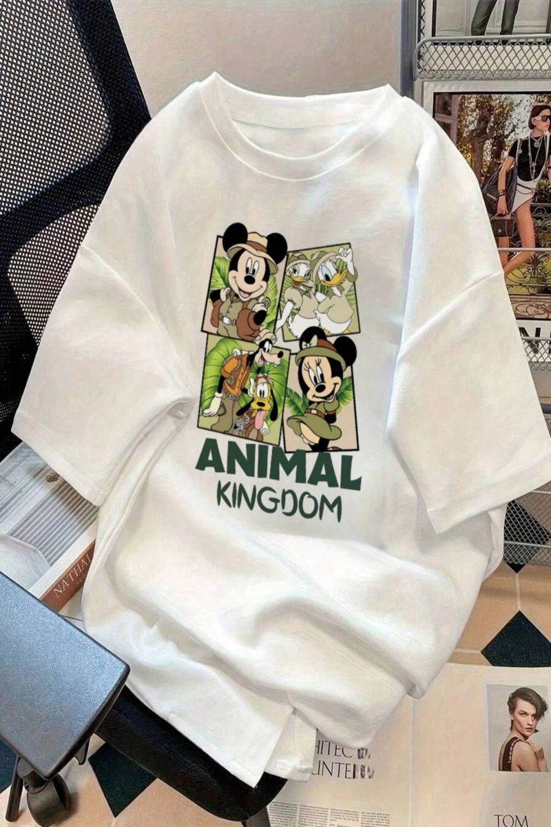 DAZY Kadın Yuvarlak Yaka İşlemeli Kontrast Renkli Kalp Minimalist Grafik Tişört