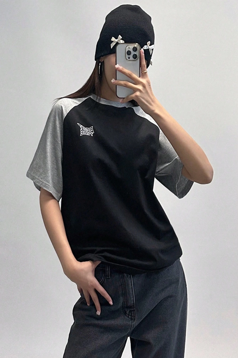 DAZY Kontrast Mektup Baskılı Raglan Kısa Kollu Tişört