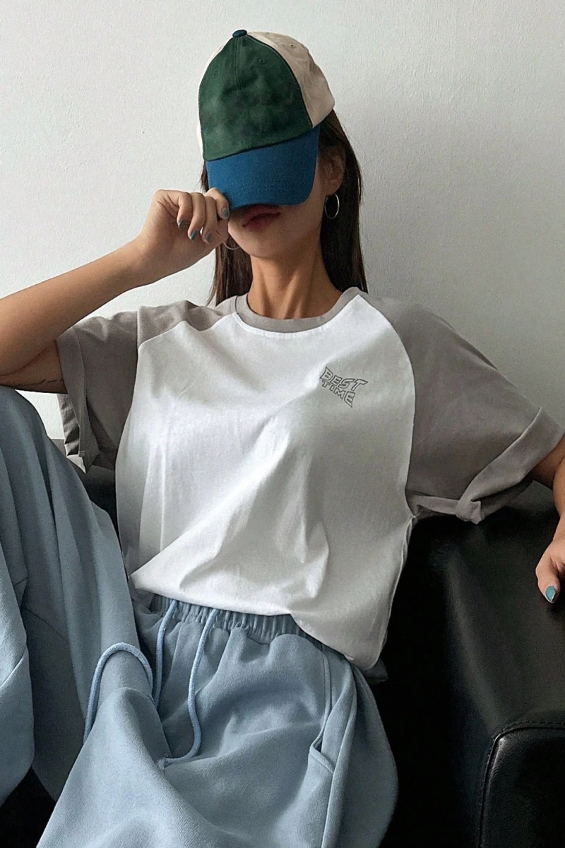 DAZY Kontrast Mektup Baskılı Raglan Kısa Kollu Tişört