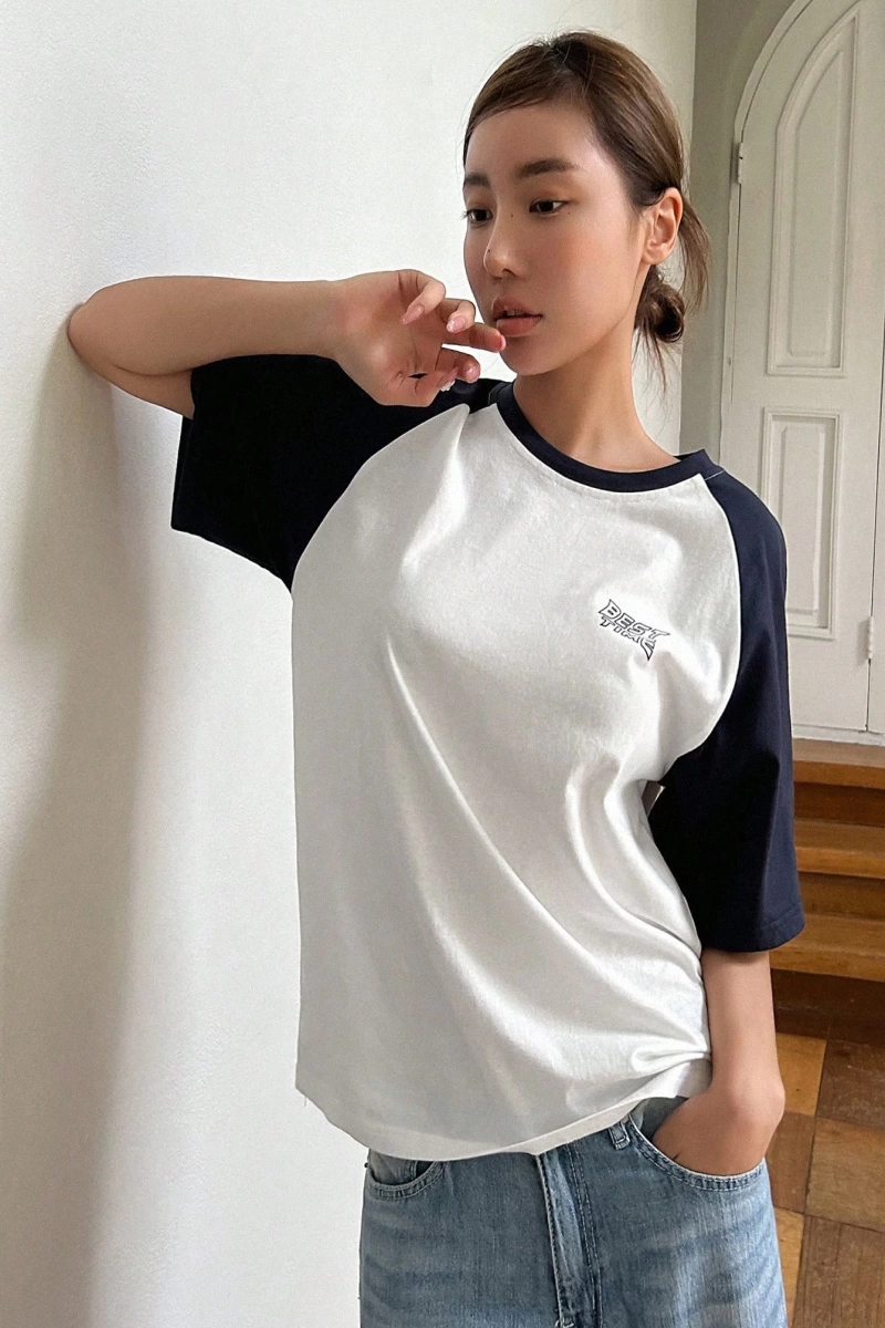 DAZY Kontrast Mektup Baskılı Raglan Kısa Kollu Tişört