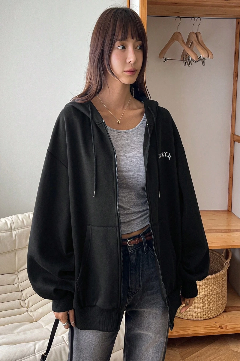 Dazy-Less 1 Adet Kadın Düz Renk İşlemeli Harf Polar Kapşonlu Sweatshirt Sweatshirt Model 5154