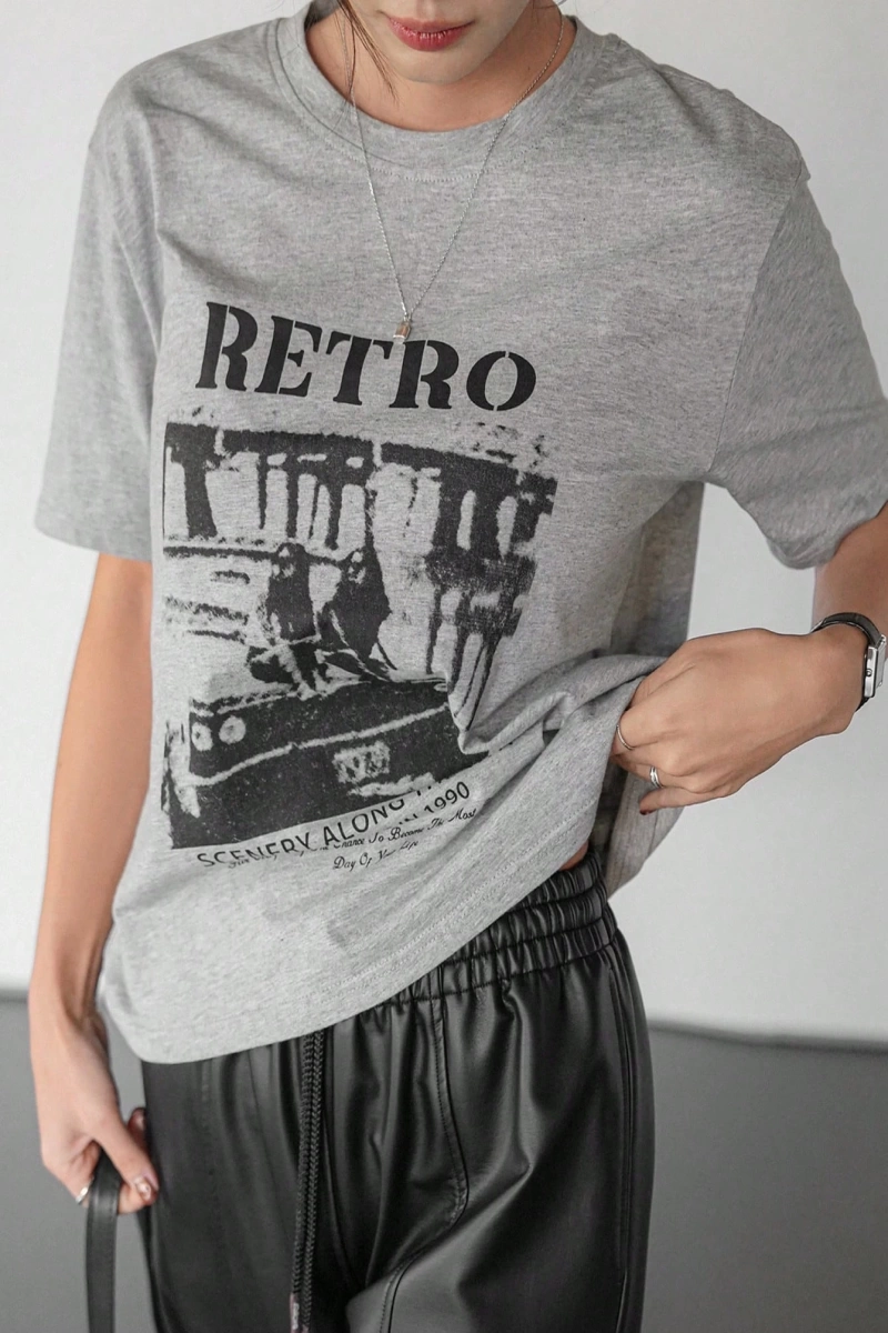 Dazy-Less Kadın Retro Desen Kısa Kollu Yazlık Tişört YOL BOYUNCA MANZARALAR 19DA MUTLU ZAMAN