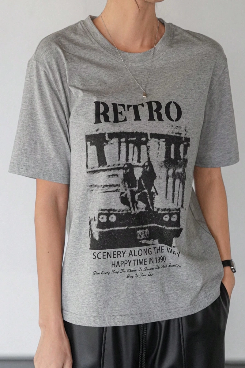 Dazy-Less Kadın Retro Desen Kısa Kollu Yazlık Tişört YOL BOYUNCA MANZARALAR 19DA MUTLU ZAMAN