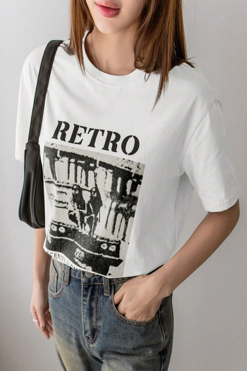 Dazy-Less Kadın Retro Desen Kısa Kollu Yazlık Tişört YOL BOYUNCA MANZARALAR 19DA MUTLU ZAMAN