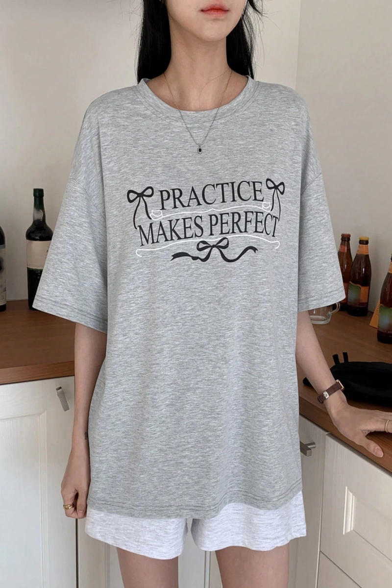 DAZY Loose Casual Letter Print Oversize Kadın Yuvarlak Yaka Düşük Omuz Tişört
