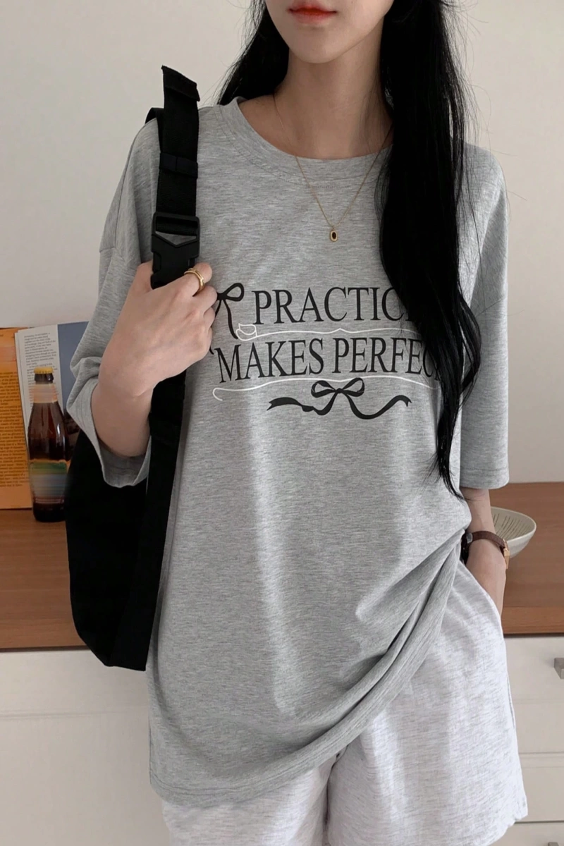DAZY Loose Casual Letter Print Oversize Kadın Yuvarlak Yaka Düşük Omuz Tişört