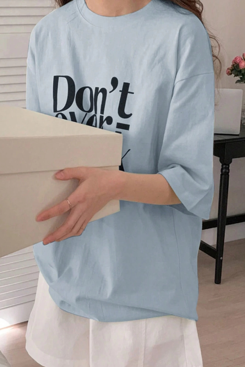 DAZY Slogan Grafik Düşük Omuz Tişört