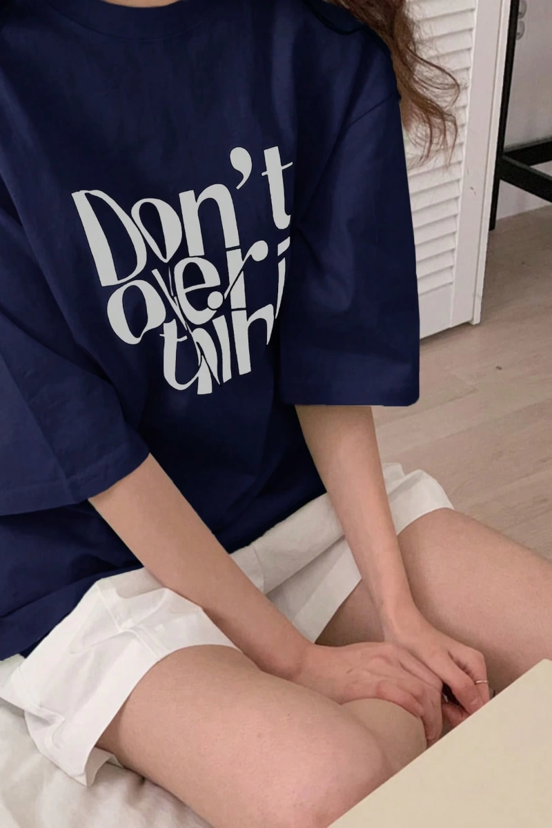 DAZY Slogan Grafik Düşük Omuz Tişört