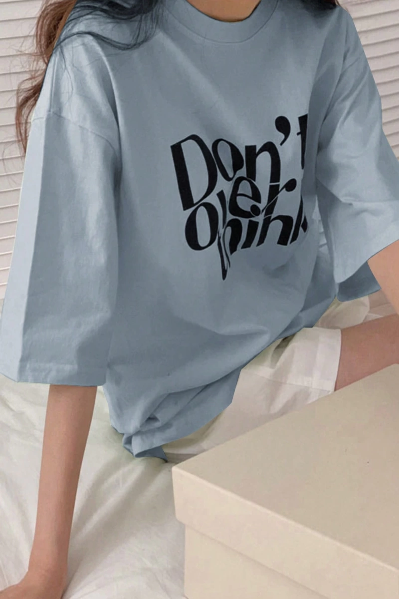 DAZY Slogan Grafik Düşük Omuz Tişört