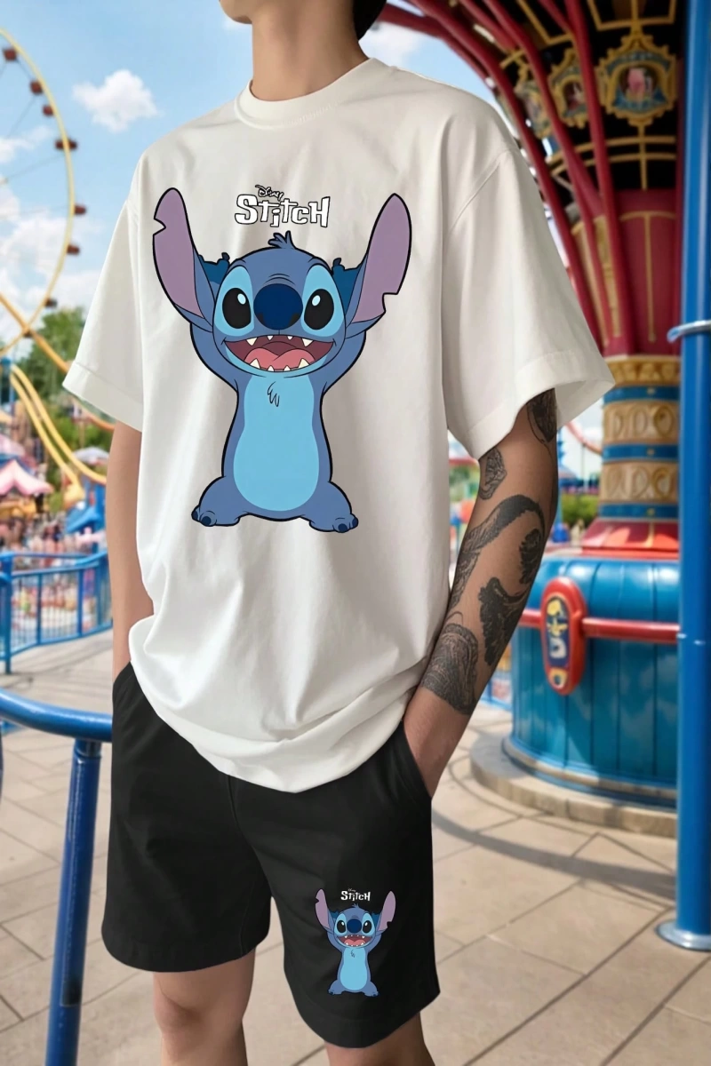 Disney Disney Stitch Karikatür Baskılı Erkek Rahat Kısa Kollu Tişört ve Şort Takımı,