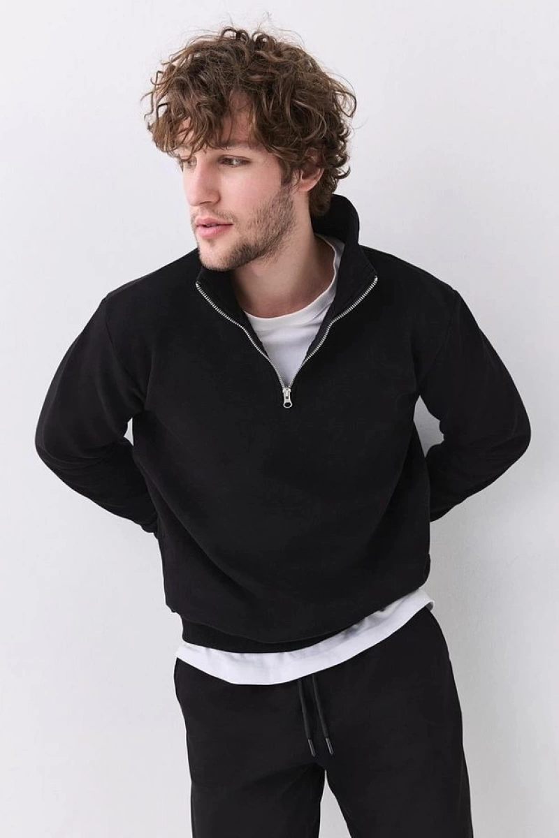 Erkek Relaxed Fit Yarım Fermuarlı Dik Yaka Sweatshirt Siyah Siyah