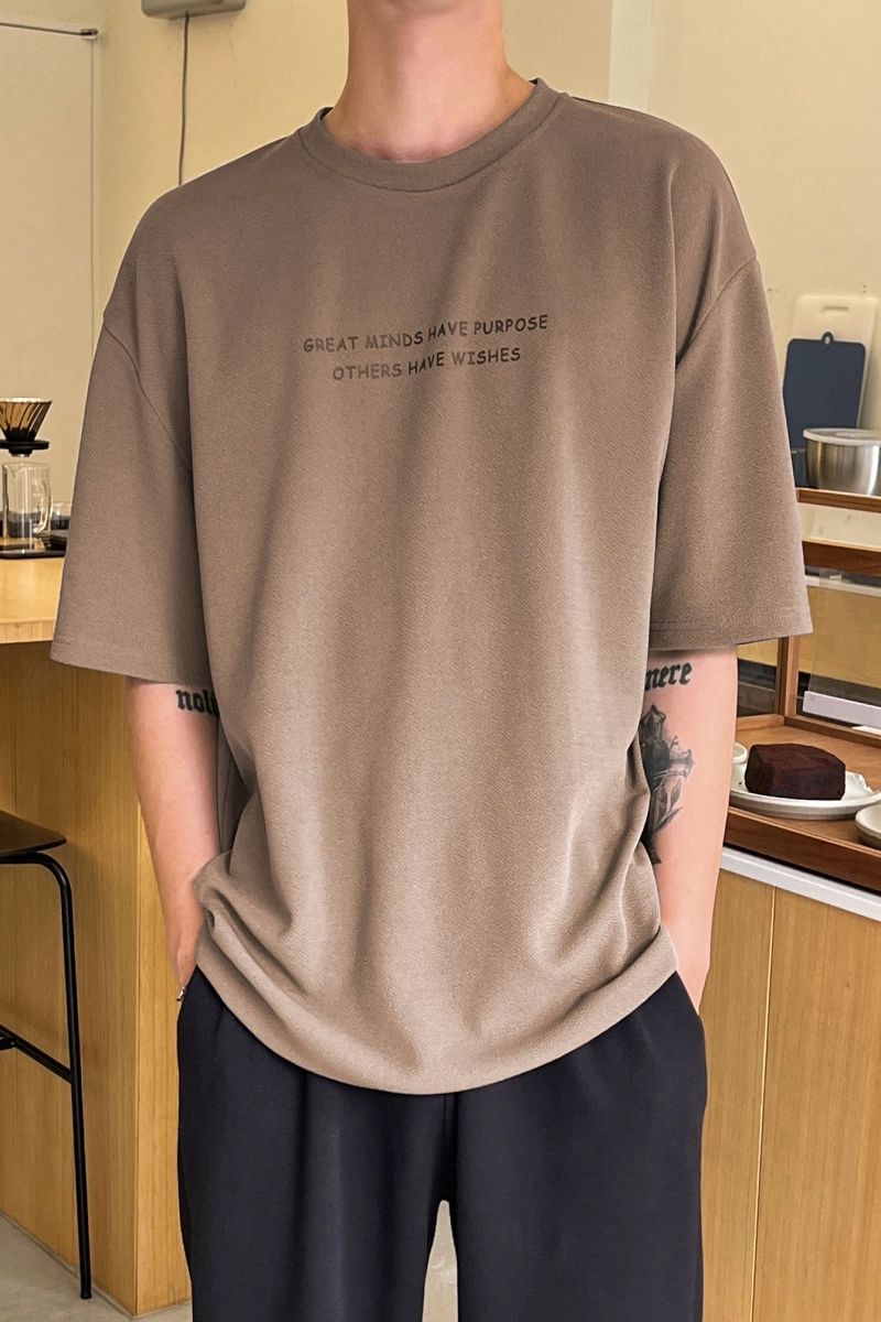 Erkek Slogan Grafik Düşük Omuz Tişört