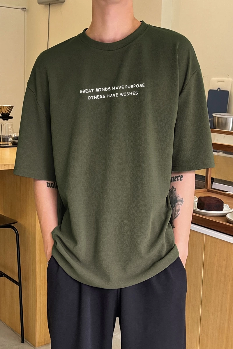 Erkek Slogan Grafik Düşük Omuz Tişört