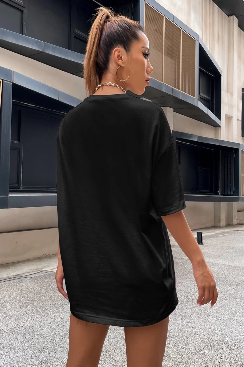 Flirla Düşük Omuzlu Harf Nakışlı Üst Grafik Tişörtler Kadın Üstleri