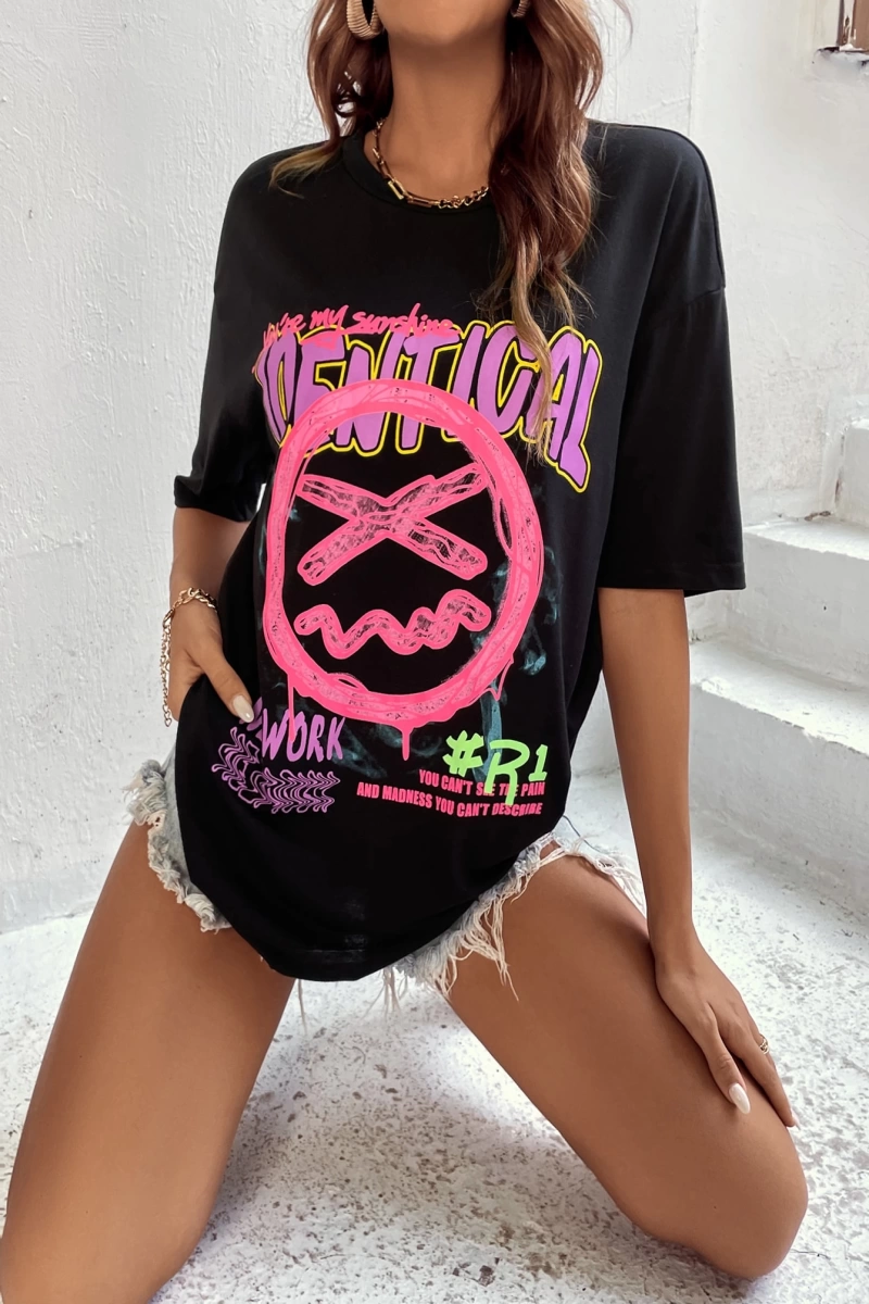 Flirla Harfli Grafik Düşük Omuzlu Tişört