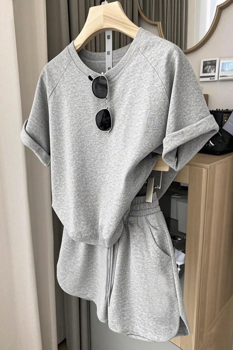 Kadın 2Lİ TAKIM OVERSİZE Trend T-shirt Şort Model 4963