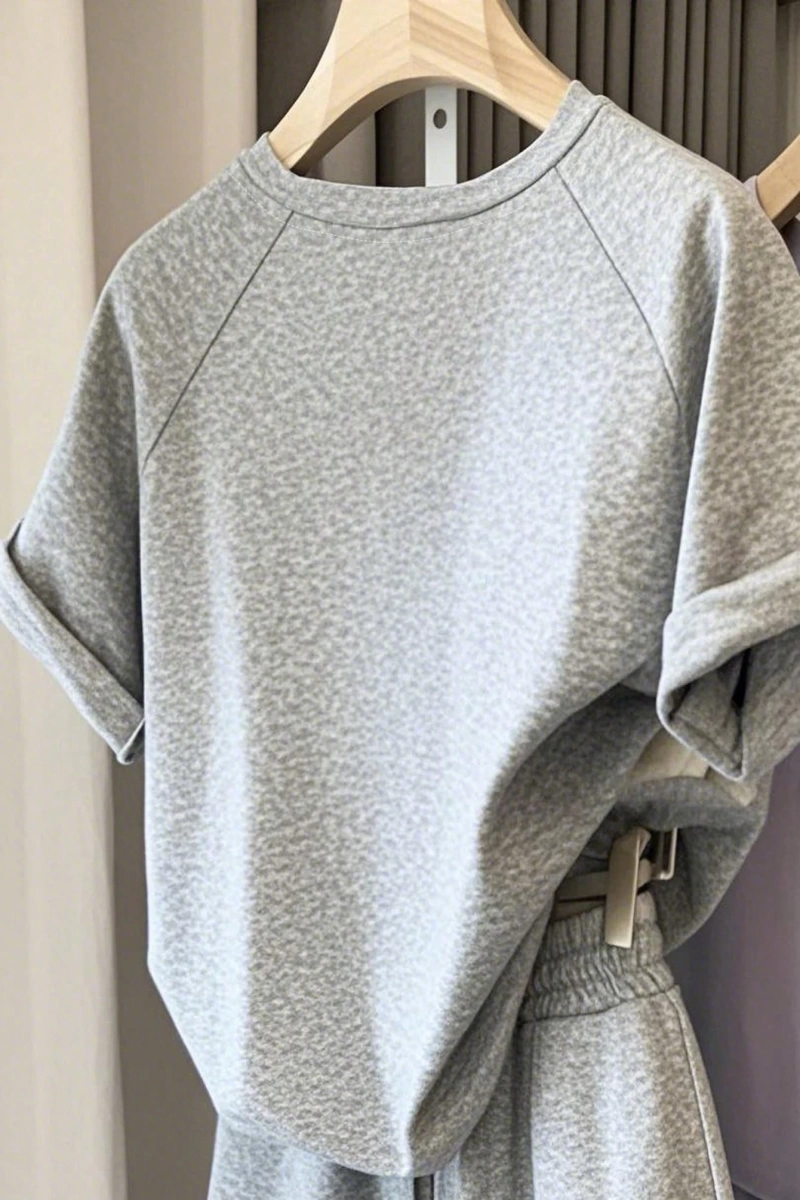 Kadın 2Lİ TAKIM OVERSİZE Trend T-shirt Şort Model 4986