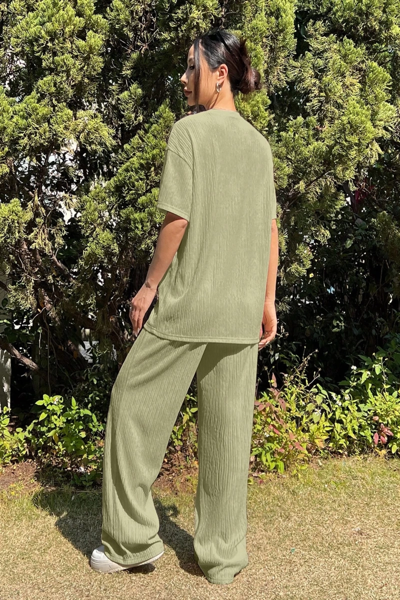 Kadın 2Lİ TAKIM OVERSİZE Trend T-shirt Şort Model 5108