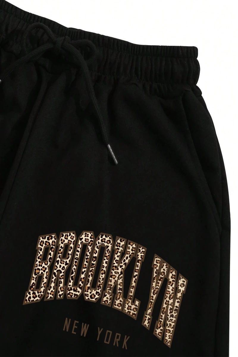 Kadın 2 Parça Set Leopar Desenli Harfli Grafik Bağcıklı Kapüşonlu Sweatshirt ve Eşofma