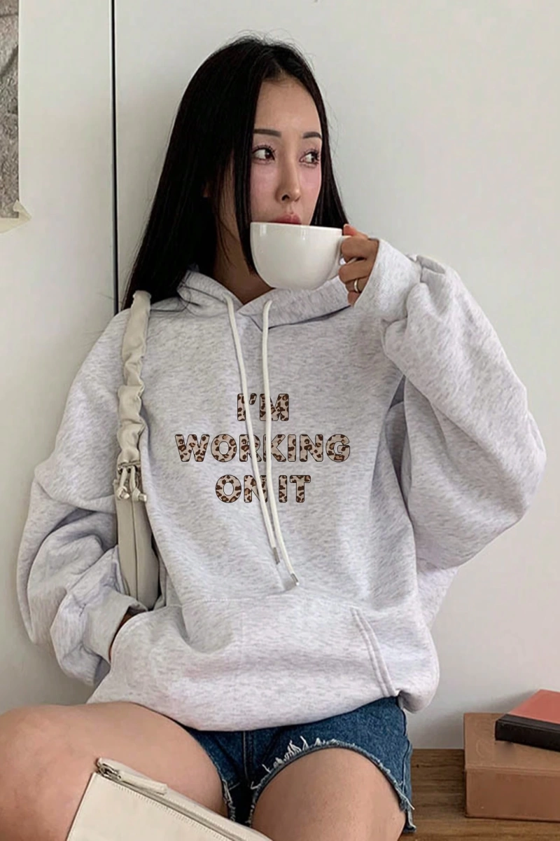 Kadın Basit Baskılı Kapüşonlu Sweatshirt, Siyah, Üç Çeyrek Kollu Üstler Model 5206