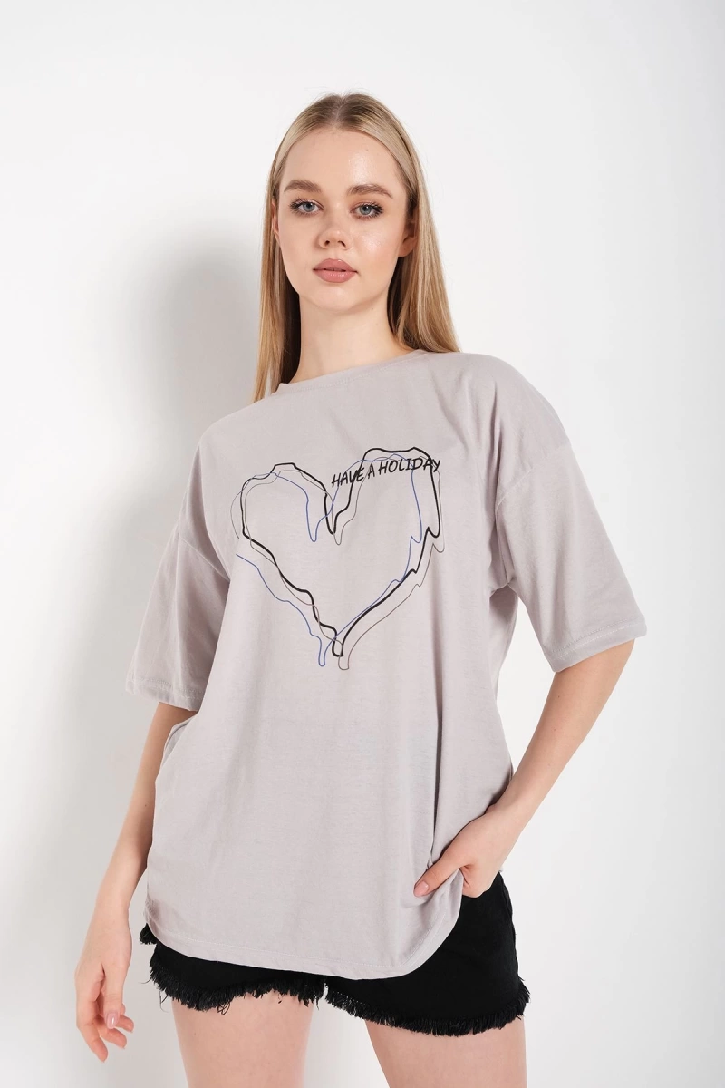 Kadın Çizgili Figür Kalp Boyamalı Gri T-shirt