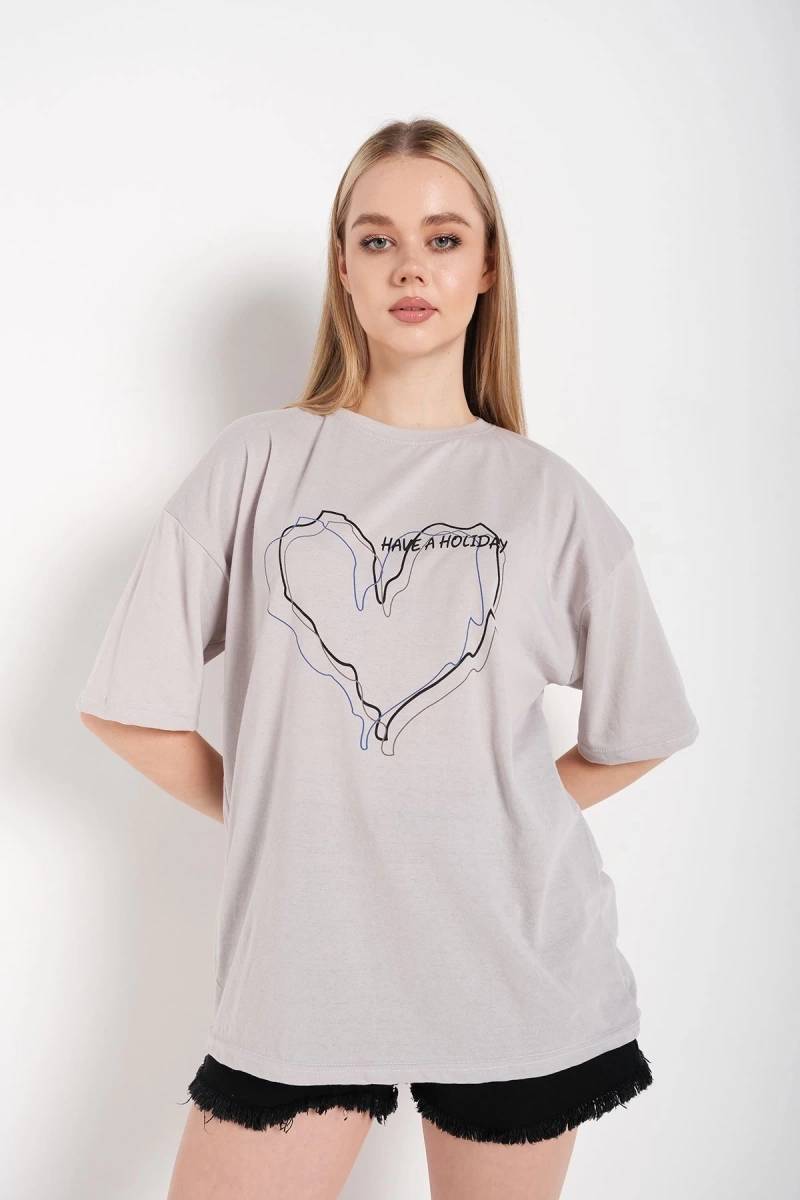 Kadın Çizgili Figür Kalp Boyamalı Gri T-shirt