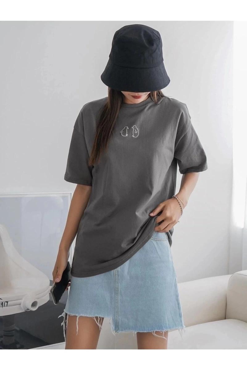 Kadın Füme Penguen Baskılı Oversize T-shirt