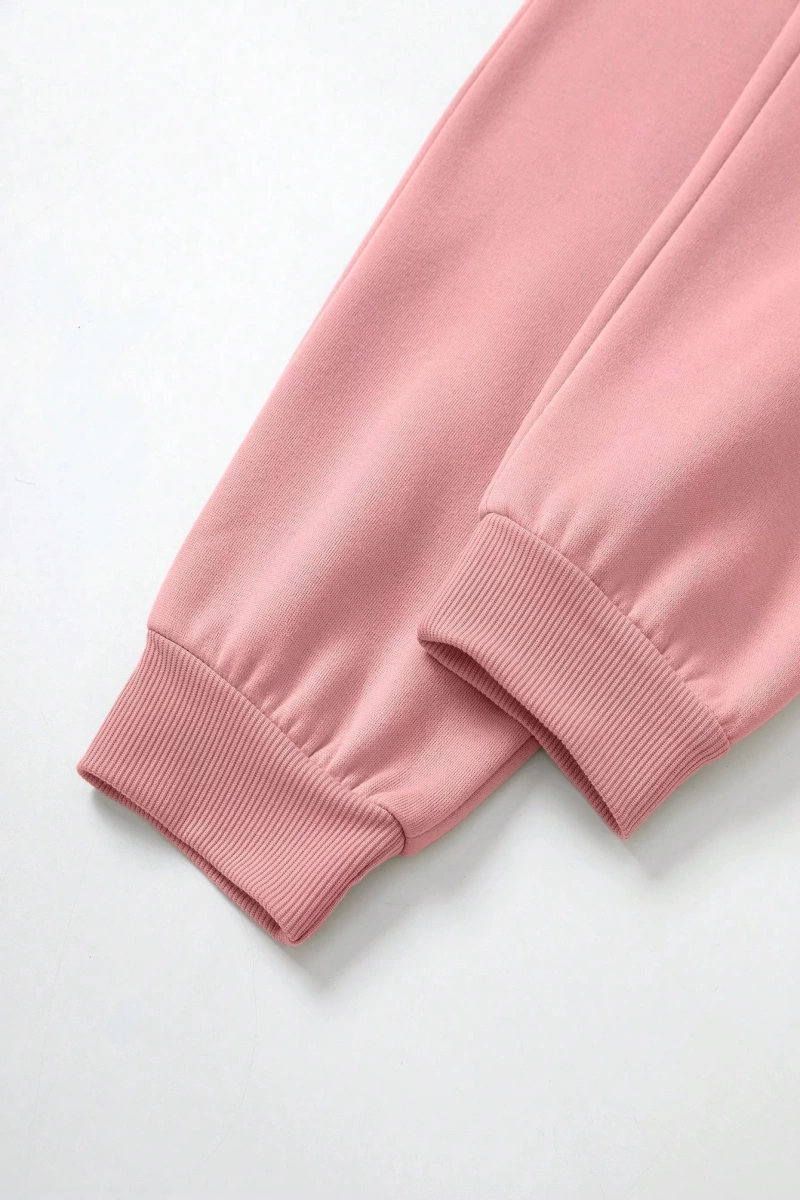 Kadın Kapşonlu Siyah Baskılı Bağcıklı Sweatshirt ve Jogger Pantolon İki Parçalı Takım