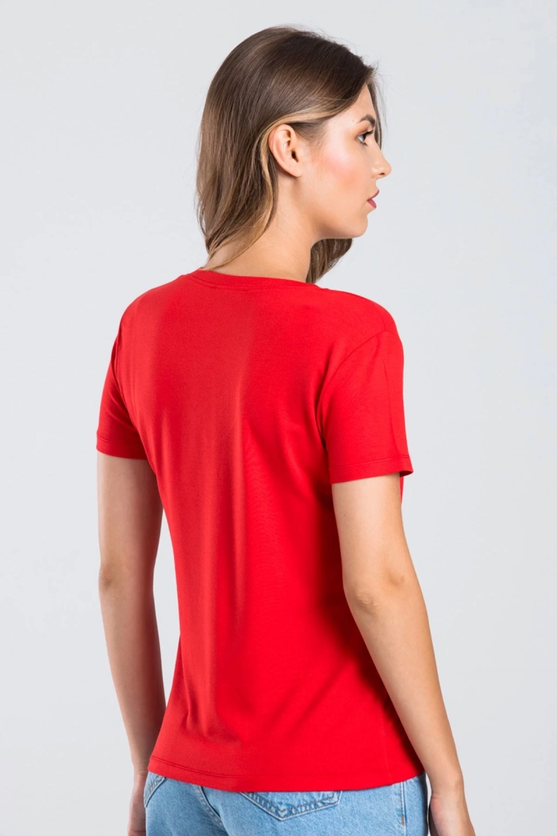 Kadın Kırmızı Renk V Yaka Kısa Kollu Viskon T-shirt