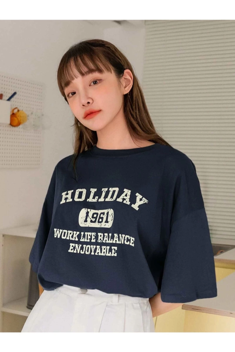 Kadın Lacivert Holıday Baskılı Bisiklet Yaka Tshirt