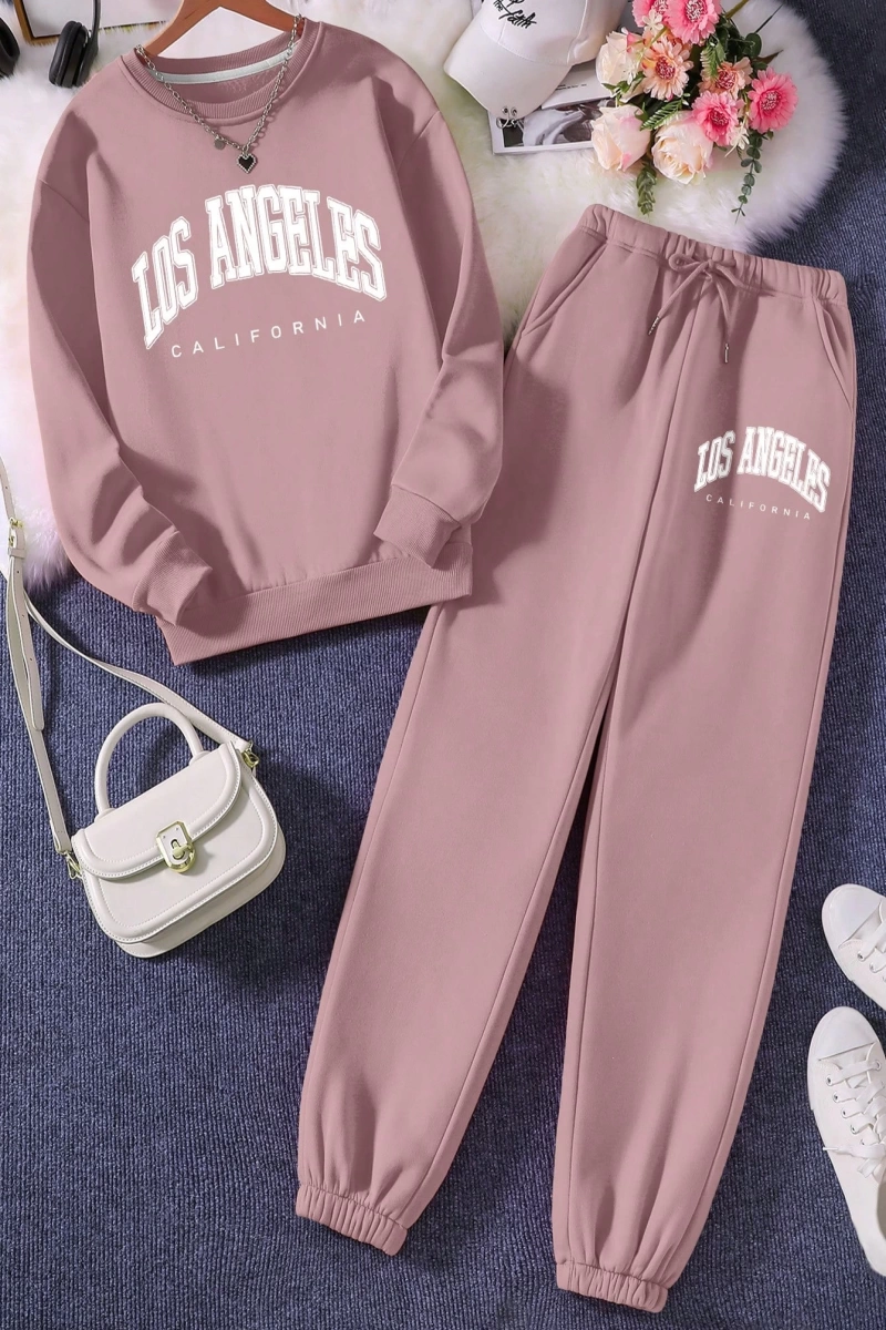 Kadın Mektup Baskılı Yuvarlak Yaka Uzun Kollu Sweatshirt Ve Bağcıklı Bel Paçalı Eşofma
