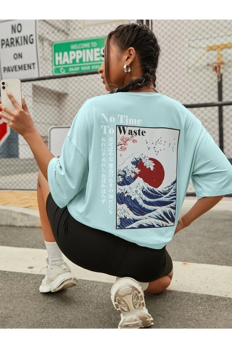 Kadın Mint Mavi To Time To Waste Baskılı Oversize Bisiklet Yaka T-shirt